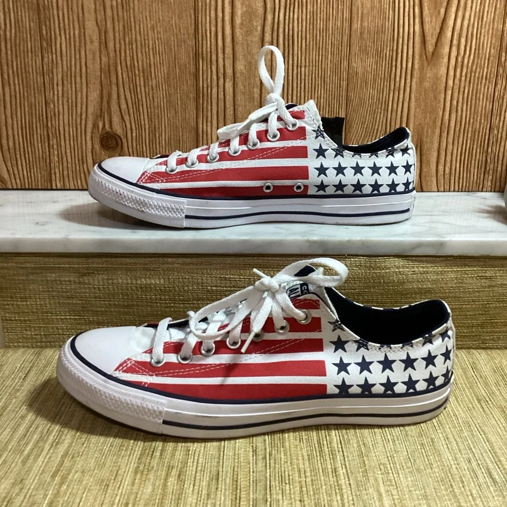 Converse Stars and Strips Bold Red and White Sneakers Unisex W 9.5 M 11.5 - Picture 2 of 6